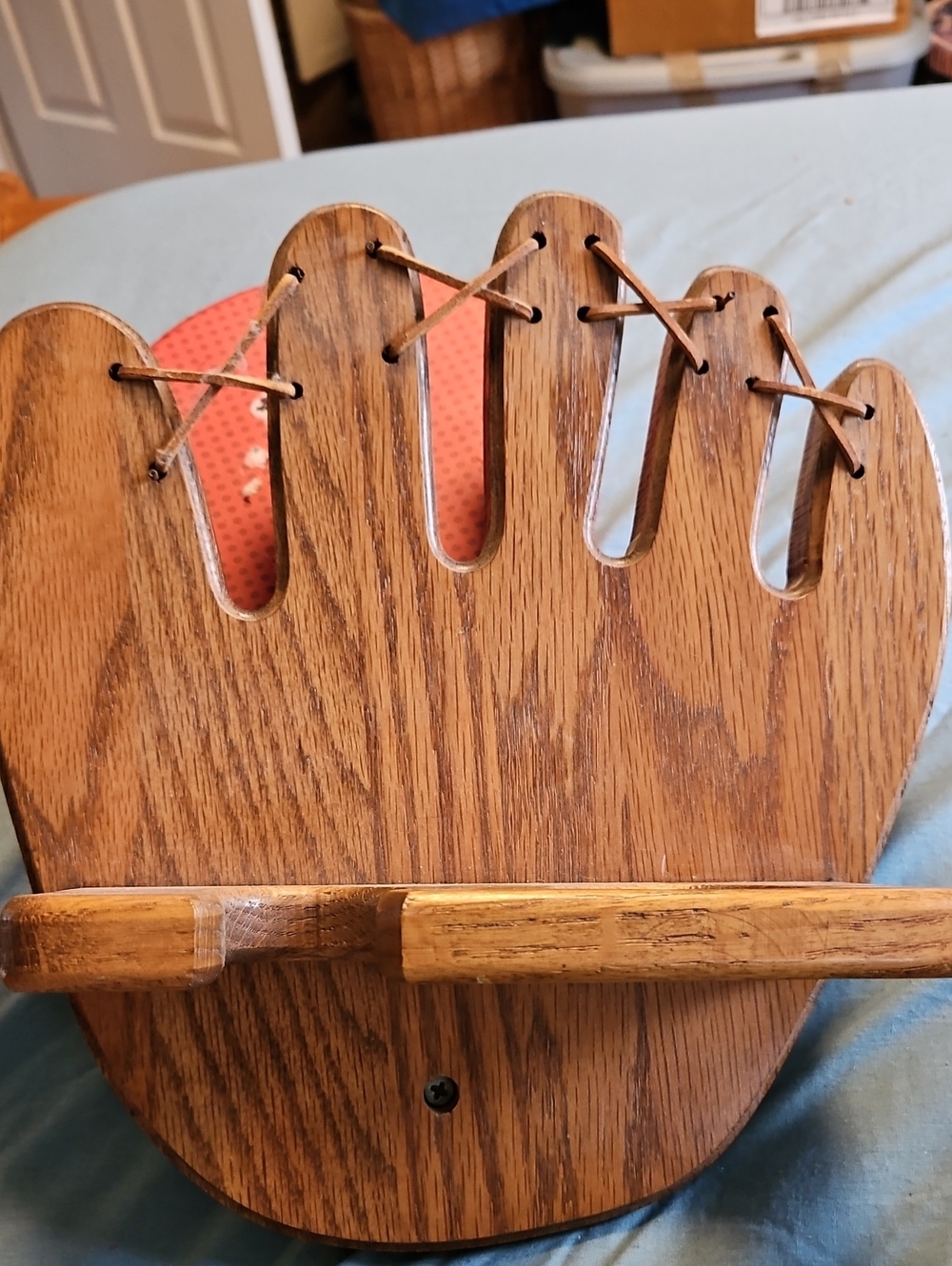 Wooden Glove-Shaped Bat Abd Ball Wall Holder